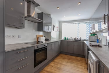 5 bed house, Woodville Road, Cathays, Cardiff, CF244NW - Image 2